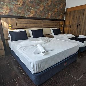 Chambre Standarde Triple